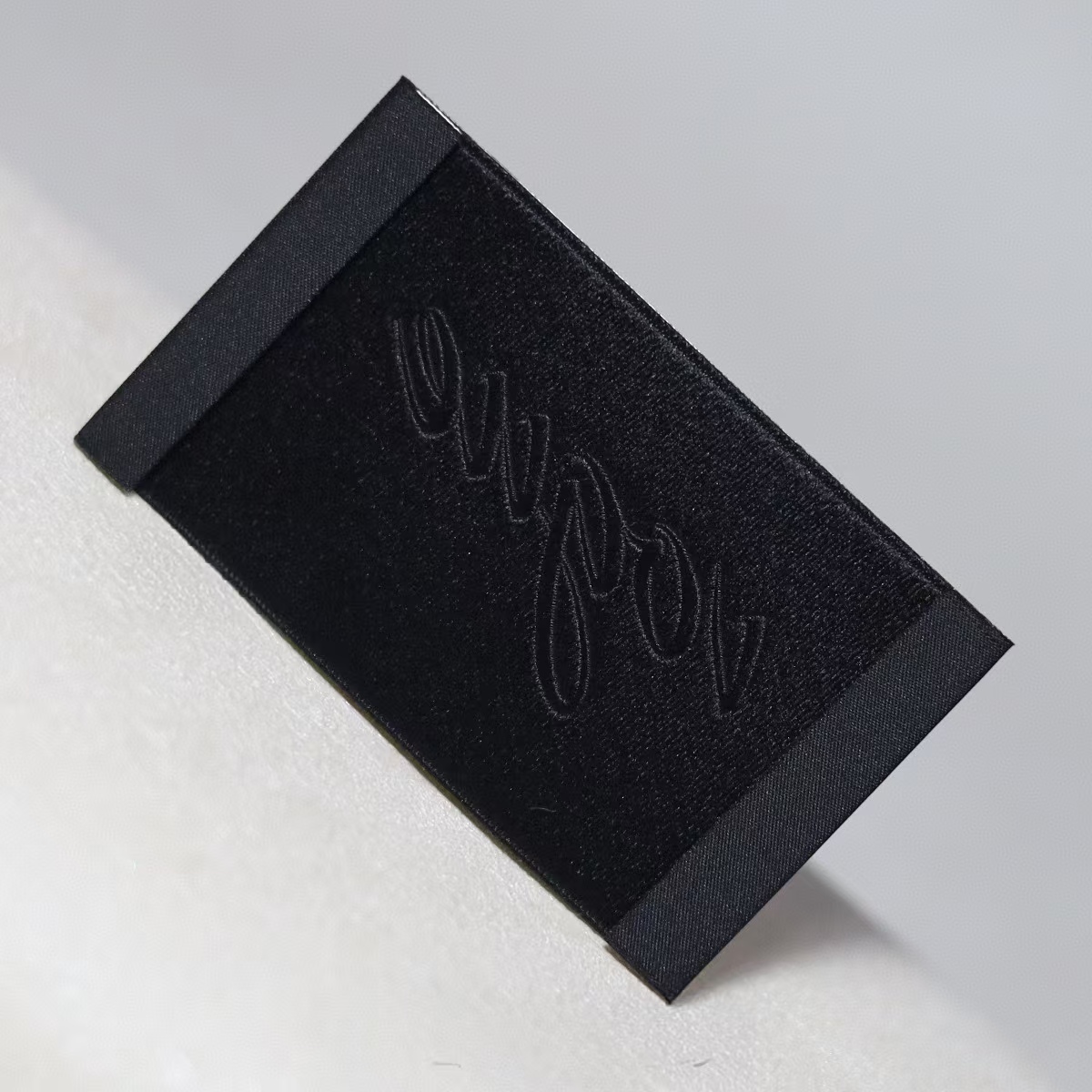 Personalized woven labels for clothing- YL-WL0009