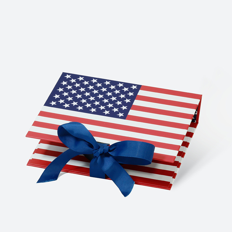 Square White Square Heart Shaped Gift Box-YL-Box0014