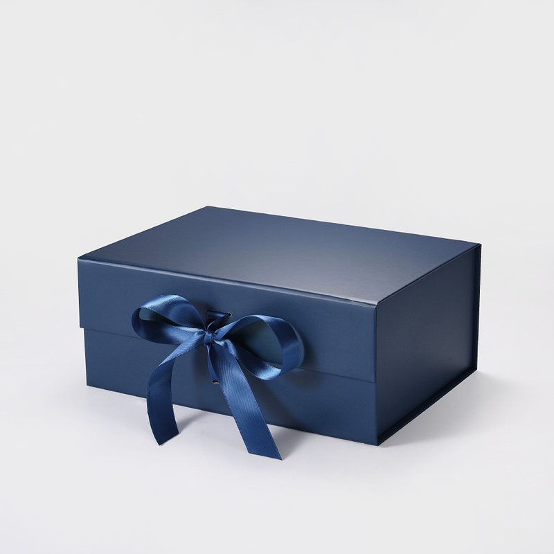 A4 Shallow Elegant Magnetic Closure Gift Packaging Cardboard Box -YL-Box0008