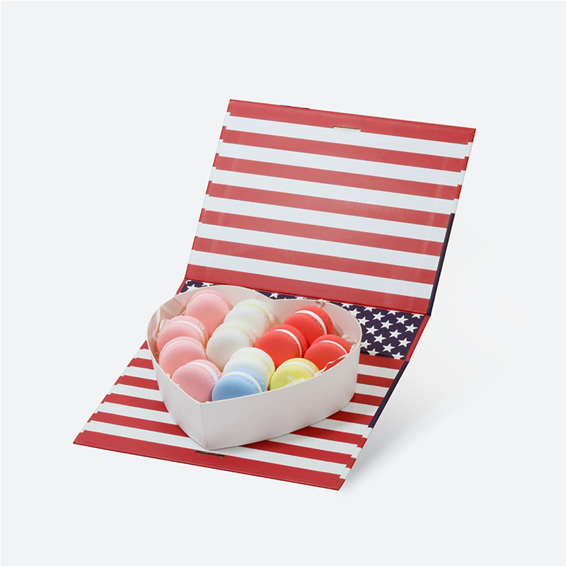 Square White Square Heart Shaped Gift Box-YL-Box0014