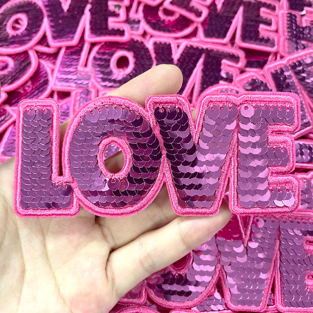  Wholesale Valentine's Day Love Embroidered Patches --YL-EPAT0034