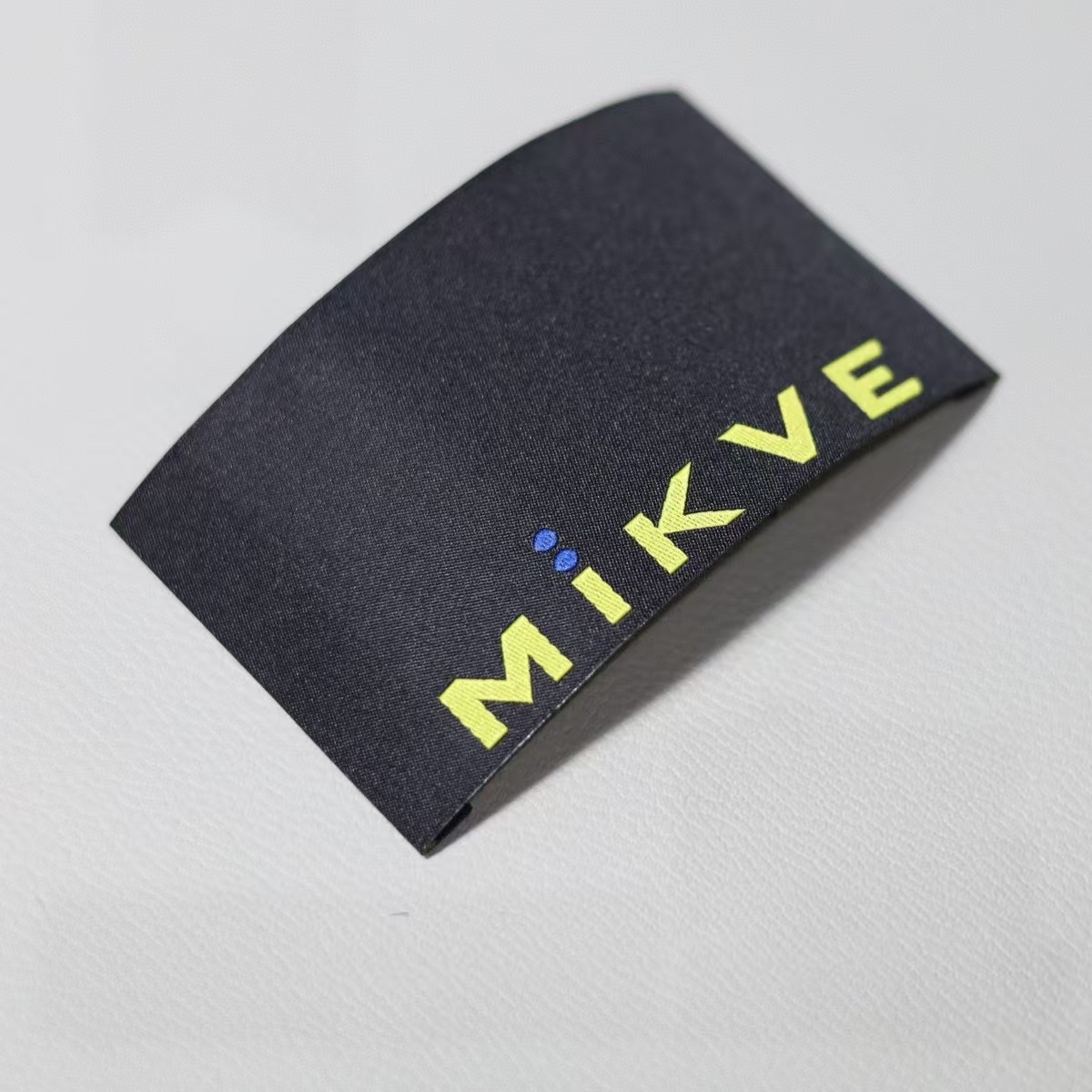 Custom woven hem label tags - YL-WL0005