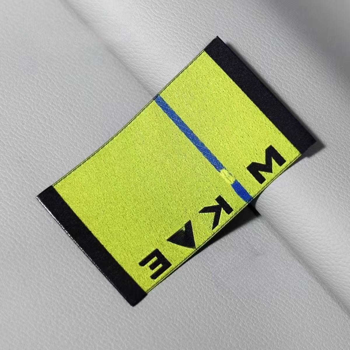 Custom woven hem label tags - YL-WL0005