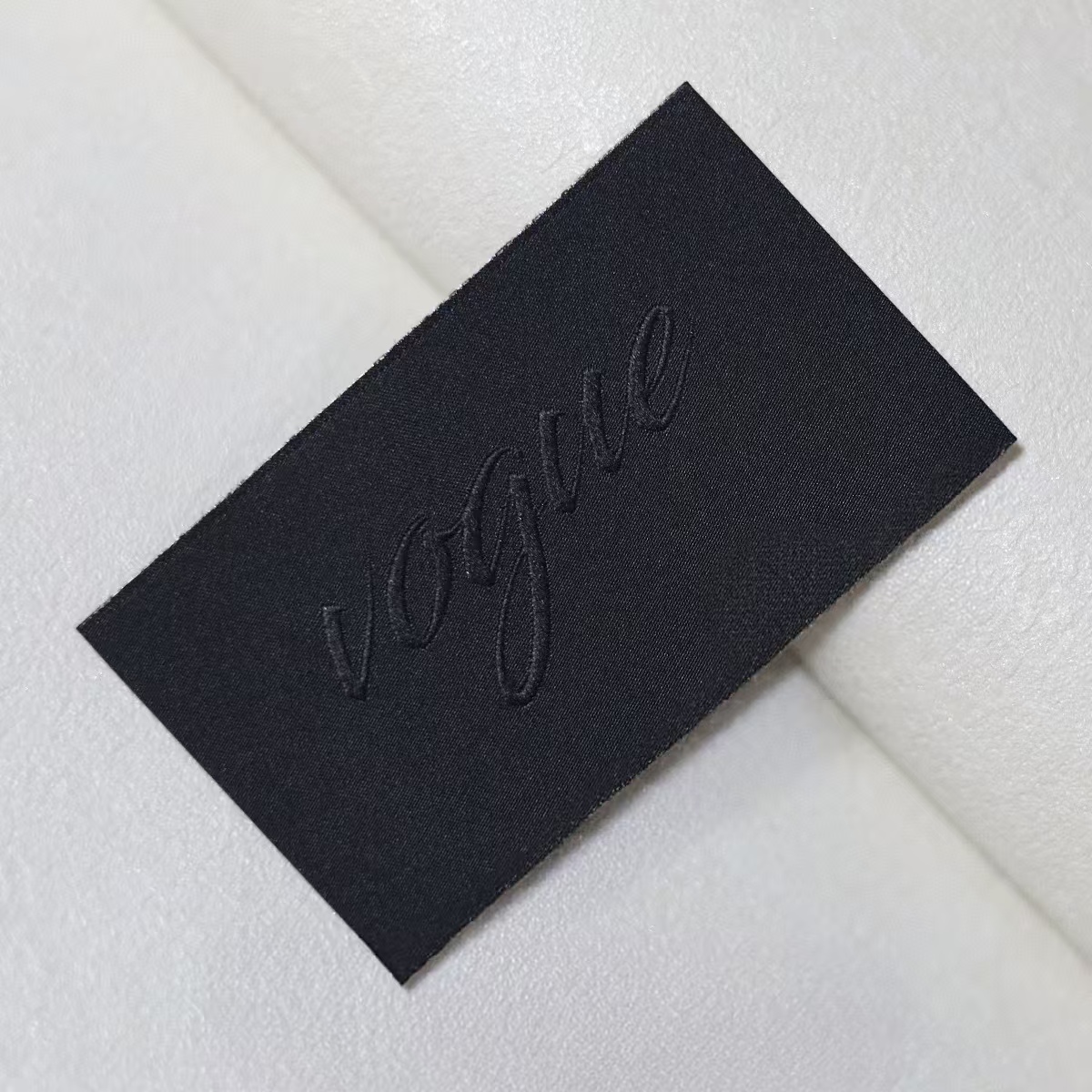Personalized woven labels for clothing- YL-WL0009