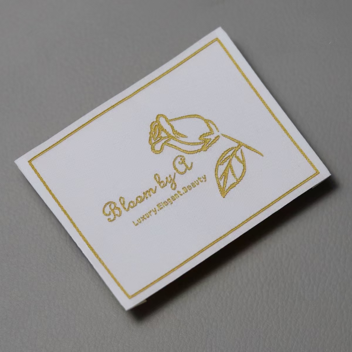 Woven hem label tags for clothing - YL-WL0004