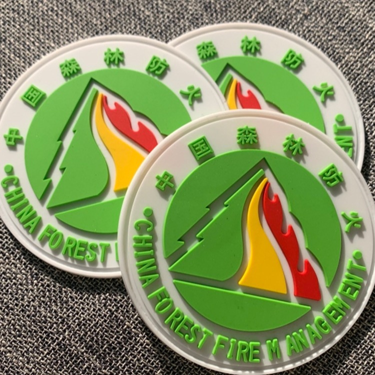  Custom 3d Logo Color Filled Fancy Rubber Soft Pvc Lapel -YL-PAT0013