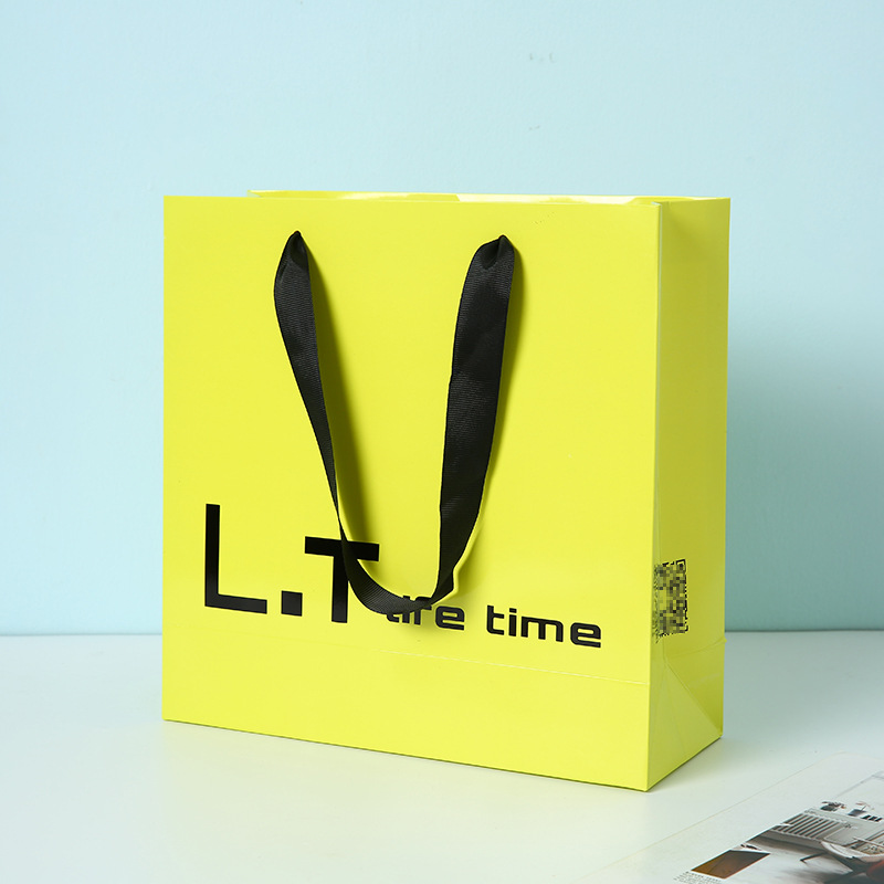 Disposable Shopping Gift Paper Packaging Bag--YL-BAG0017