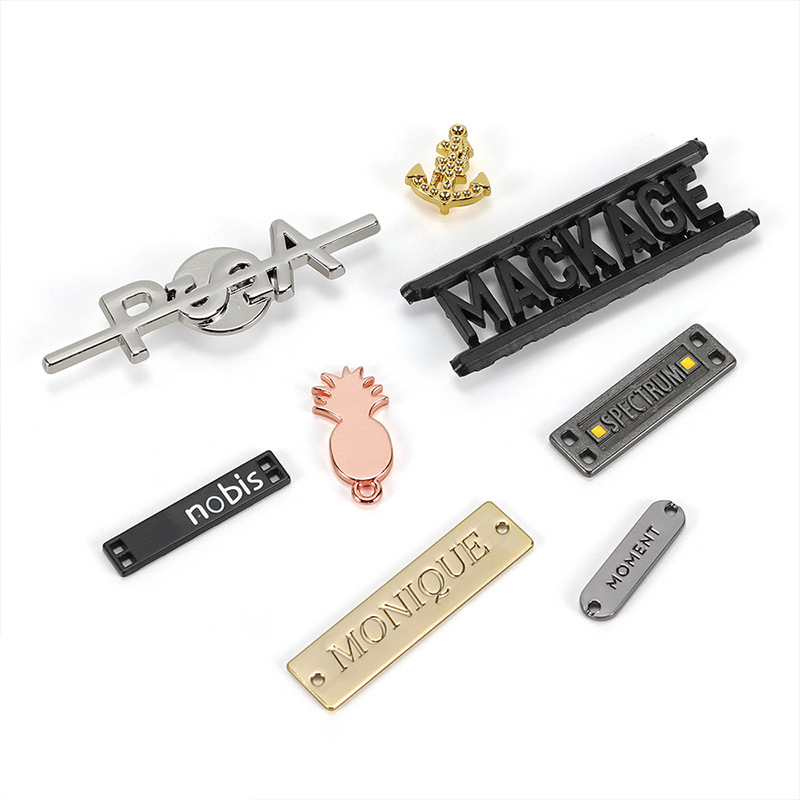Customized Letter Shape Brand Name Logo Metal Clothing Label--YL-ACC0002